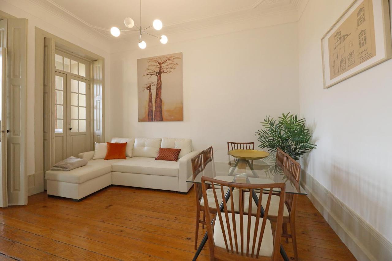 Flh Porto Classic Apartment With Parking Luaran gambar