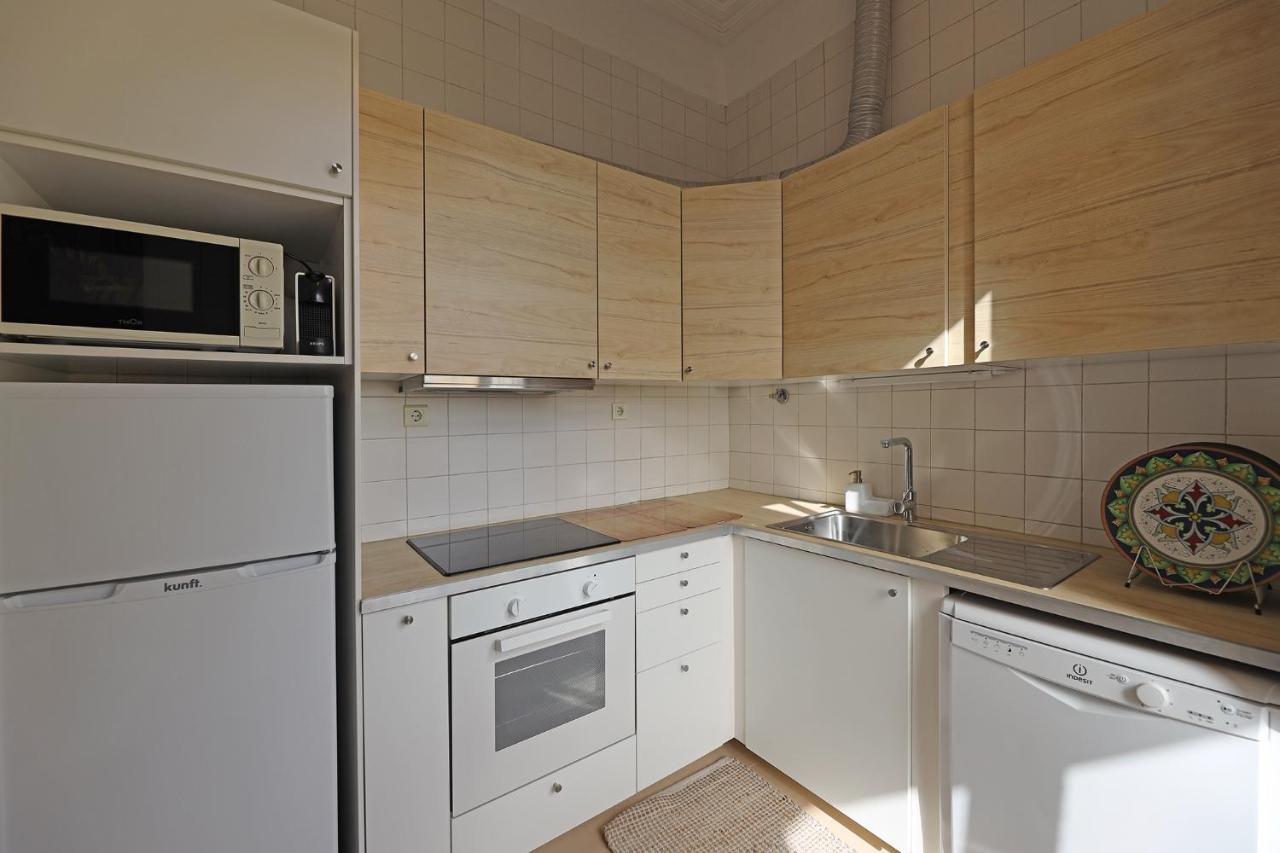 Flh Porto Classic Apartment With Parking Luaran gambar