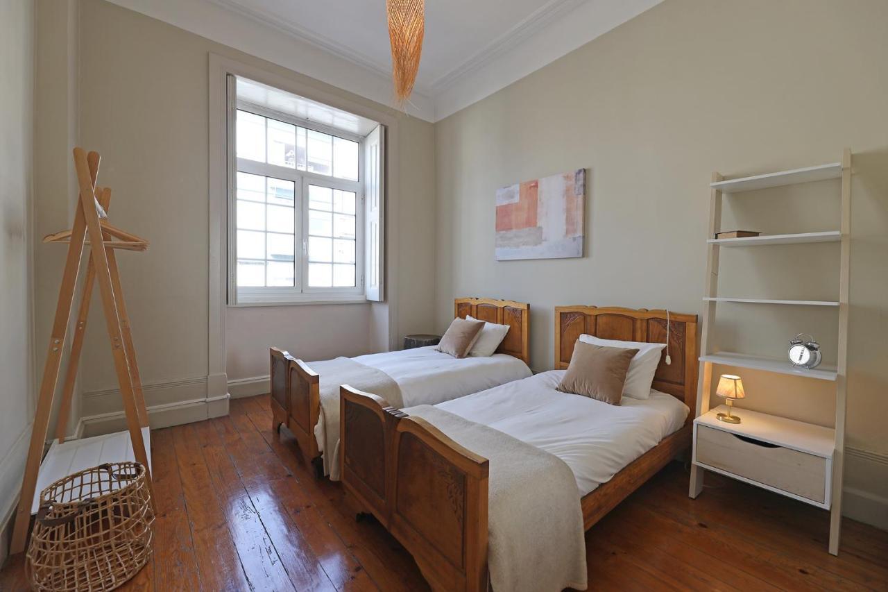 Flh Porto Classic Apartment With Parking Luaran gambar